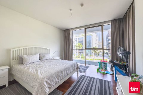 Apartment in Al Wasl, Dubai 3 bedrooms, 205.4 sq.m. № 86083 - photo 12