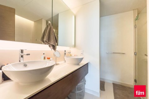 Apartment in Al Wasl, Dubai 3 bedrooms, 205.4 sq.m. № 86083 - photo 15