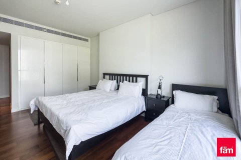 Apartment in Al Wasl, Dubai 3 bedrooms, 205.4 sq.m. № 86083 - photo 14