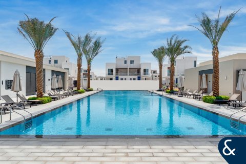 Townhouse in The Valley, Dubai 4 bedrooms, 250 sq.m. № 74781 - photo 9