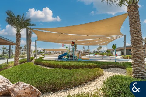 Townhouse in The Valley, Dubai 4 bedrooms, 250 sq.m. № 74781 - photo 10