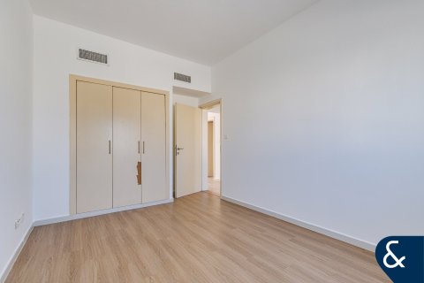 Villa in Springs 2, The Springs, Dubai 3 bedrooms, 240 sq.m. № 74776 - photo 9