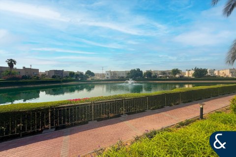 Villa in Springs 2, The Springs, Dubai 3 bedrooms, 240 sq.m. № 74776 - photo 3