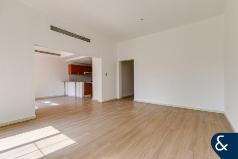 Villa in Springs 2, The Springs, Dubai 3 bedrooms, 240 sq.m. № 74776 - photo 23