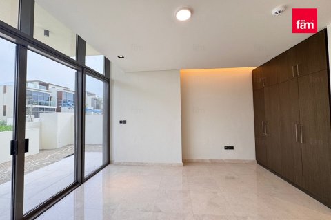 Villa in Dubai Hills Estate, Dubai 5 bedrooms, 786.4 sq.m. № 58873 - photo 5