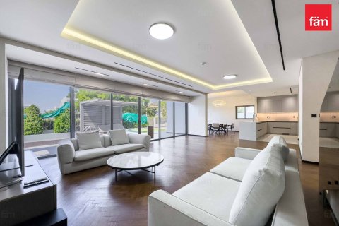 Villa in Dubai Hills Estate, Dubai 5 bedrooms, 559.5 sq.m. № 58863 - photo 4