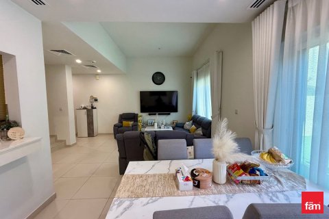 Villa in Dubai 3 bedrooms, 164.8 sq.m. № 71854 - photo 9