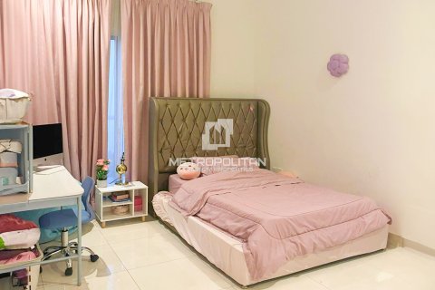 Villa à Jumeirah Village Triangle, Dubai, 3 chambres, 152 m², № 15038 - photo 3