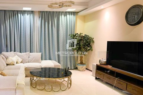 Villa à Jumeirah Village Triangle, Dubai, 3 chambres, 152 m², № 15038 - photo 1