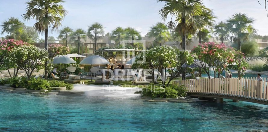 Villa in Dubai Land, Dubai 5 bedrooms, 620.41 sq.m. № 126173