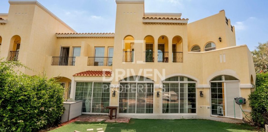 Apartamento en Dubai Land, Dubai, 2 dormitorios, 160.63 m², № 126174