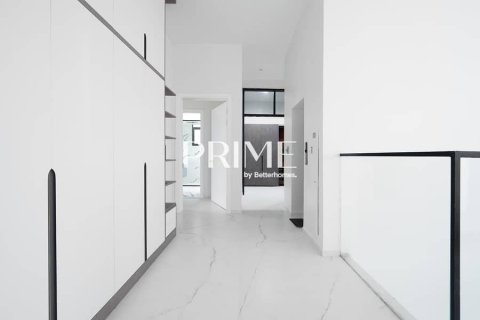 Villa in Jumeirah Park, Dubai 6 bedrooms, 795 sq.m. № 23550 - photo 9