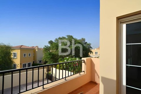 Villa in Arabian Ranches, Dubai 3 bedrooms, 327 sq.m. № 23549 - photo 11