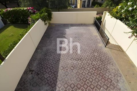Villa in Arabian Ranches, Dubai 3 bedrooms, 327 sq.m. № 23549 - photo 9