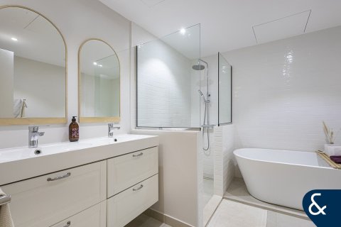 Купить квартиру в Motor City, Дубай: 2 спальни, 131м², № 75579 - фото 9