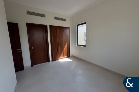 Купить виллу в Palma, Arabian Ranches 2, Дубай: 5 спален, 324м², № 75574 - фото 11