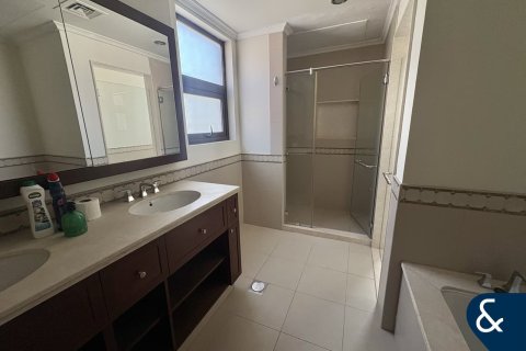 Купить виллу в Palma, Arabian Ranches 2, Дубай: 5 спален, 324м², № 75574 - фото 15