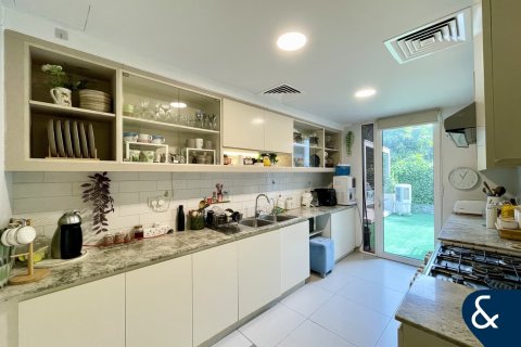 Maison de ville à Arabella Townhouses, Mudon, Dubai, 4 chambres, 242 m², № 75577 - photo 2