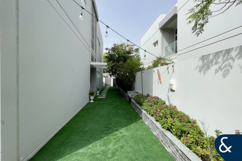 Maison de ville à Arabella Townhouses, Mudon, Dubai, 4 chambres, 242 m², № 75577 - photo 17
