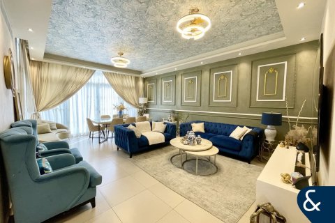 Maison de ville à Arabella Townhouses, Mudon, Dubai, 4 chambres, 242 m², № 75577 - photo 1