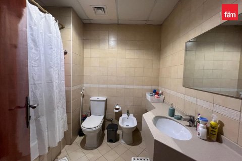 Appartement à Dubai Sports City, Dubai, 2 chambres, 148.7 m², № 22130 - photo 12