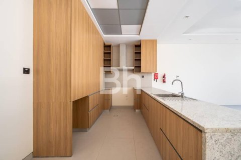 Villa in Dubai 5 bedrooms, 249 sq.m. № 22133 - photo 4