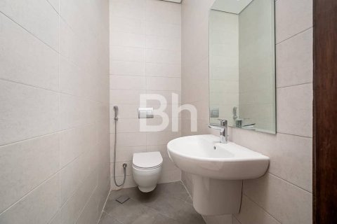Villa in Dubai 5 bedrooms, 249 sq.m. № 22133 - photo 7