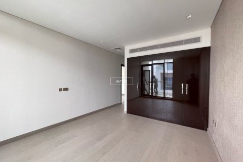 Villa in Dubai 4 bedrooms, 295 sq.m. № 18220 - photo 8