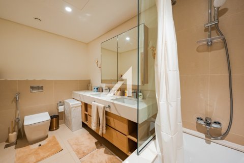 Apartment in 17 Icon Bay, Dubai 2 bedrooms, 97.8 sq.m. № 24141 - photo 19