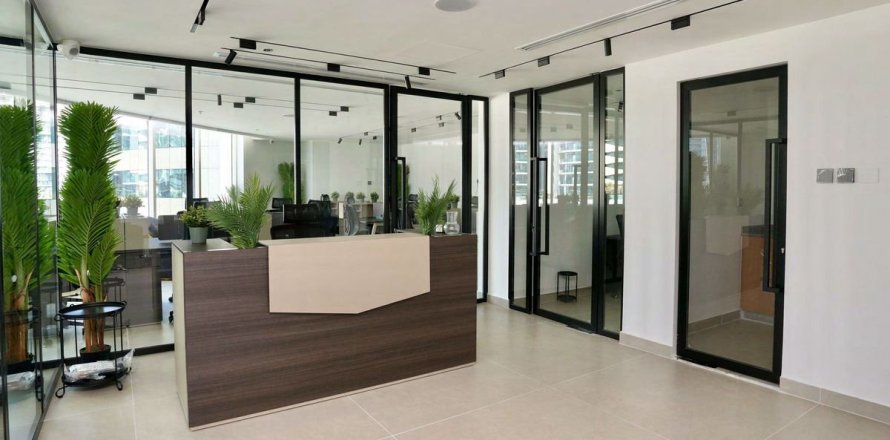 Office in Business Bay, Dubai 111.6 sq.m. № 40692