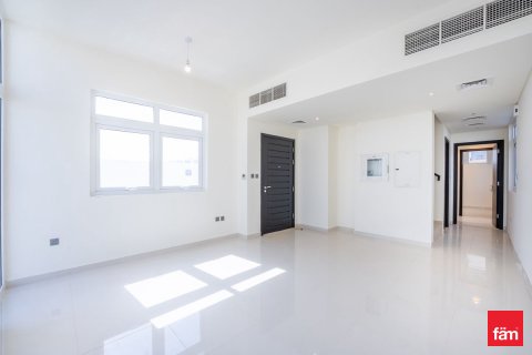 Villa in Dubai 3 bedrooms, 172.8 sq.m. № 40681 - photo 1