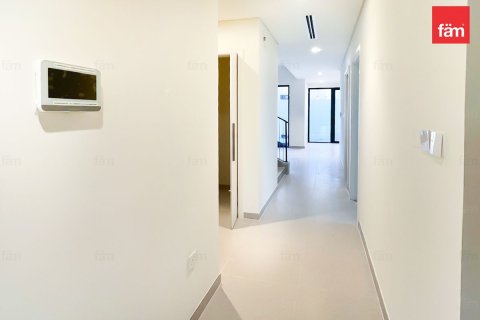 Villa in Dubai 4 bedrooms, 328.5 sq.m. № 40680 - photo 5