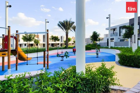Villa in Dubai 4 bedrooms, 328.5 sq.m. № 40680 - photo 10
