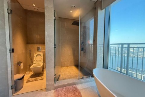 Apartment in Dubai 4 bedrooms, 278.7 sq.m. № 14063 - photo 14