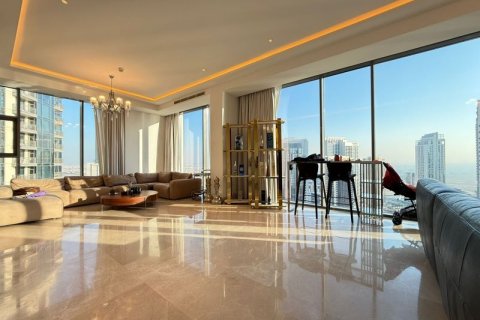 Apartment in Dubai 4 bedrooms, 278.7 sq.m. № 14063 - photo 1
