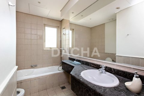 Купить виллу в Jumeirah Islands, Дубай: 4 спальни, 488м², № 105476 - фото 6