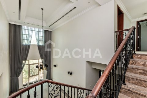 Купить виллу в Jumeirah Islands, Дубай: 4 спальни, 488м², № 105476 - фото 3