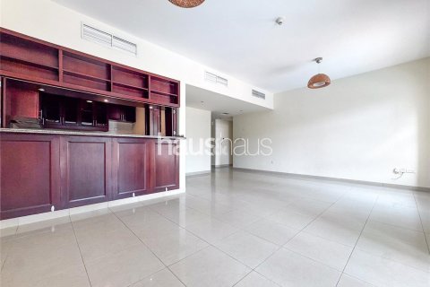 Apartment in The Views, Dubai 2 bedrooms, 122 sq.m. № 43429 - photo 6
