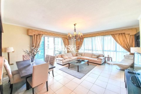 Apartment in The Residences, Downtown Dubai (Downtown Burj Dubai), Dubai 2 bedrooms, 133 sq.m. № 43437 - photo 2