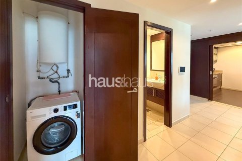 Apartment in The Residences, Downtown Dubai (Downtown Burj Dubai), Dubai 2 bedrooms, 133 sq.m. № 43437 - photo 11