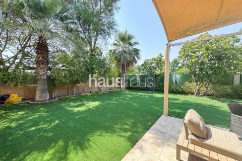 Villa in Dubai Investment Park, Dubai 5 bedrooms, 577 sq.m. № 43448 - photo 1