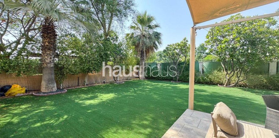 Villa in Dubai Investment Park, Dubai 5 bedrooms, 577 sq.m. № 43448