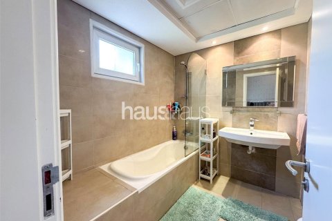 Villa in Dubai Investment Park, Dubai 5 bedrooms, 577 sq.m. № 43448 - photo 13