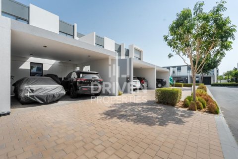 Adosado en Villanova, Dubai Land, Dubai, 3 dormitorios, 182.18 m², № 127281 - foto 5