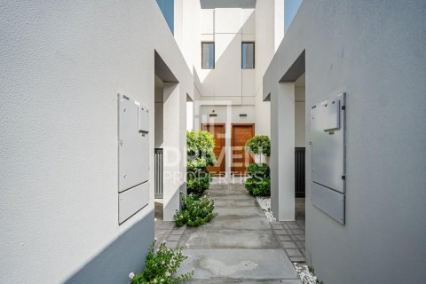 Adosado en Villanova, Dubai Land, Dubai, 3 dormitorios, 182.18 m², № 127281 - foto 17