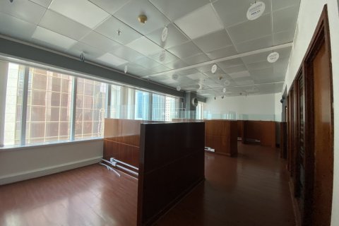 Bureau à Sheikh Zayed Road, Dubai, 186.1 m², № 47367 - photo 5