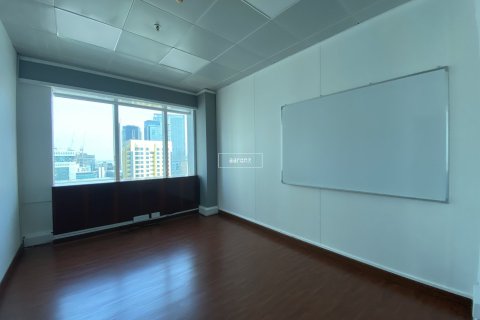 Bureau à Sheikh Zayed Road, Dubai, 186.1 m², № 47367 - photo 7