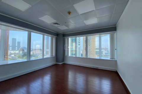 Bureau à Sheikh Zayed Road, Dubai, 186.1 m², № 47367 - photo 2