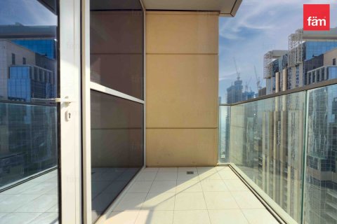 Apartment in Business Bay, Dubai 3 bedrooms, 180.3 sq.m. № 111874 - photo 2