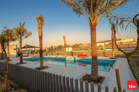 Townhouse in Jebel Ali, Dubai 4 bedrooms, 335.9 sq.m. № 111886 - photo 13